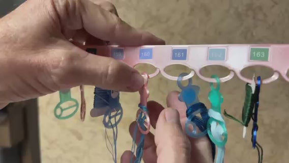Hanna Floss Hangers